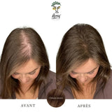 Avant/Après d’une femme qui a appliqué de la poudre densifiante pour cheveux châtains sur sa raie clairsemée.